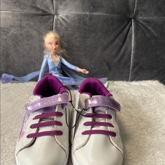 Kids running shoes - Picture 2 of 4